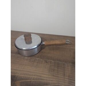 Vintage Mirro Sauce Pan Pot with‎ Lid Aluminum Wood Handle 1 Quart 54221-1330